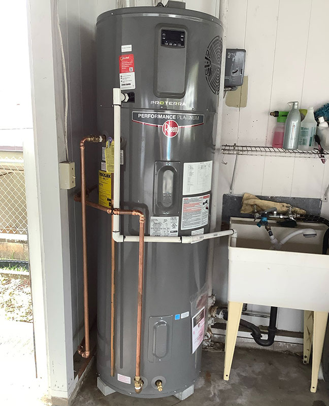 image of Rheem water heater installed by Waialae Plumbing.