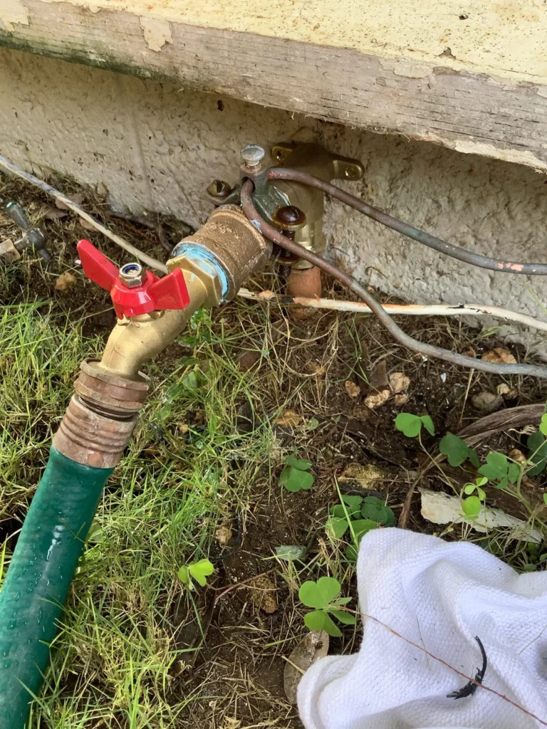 Outdoor hose bib repair before and after (1)