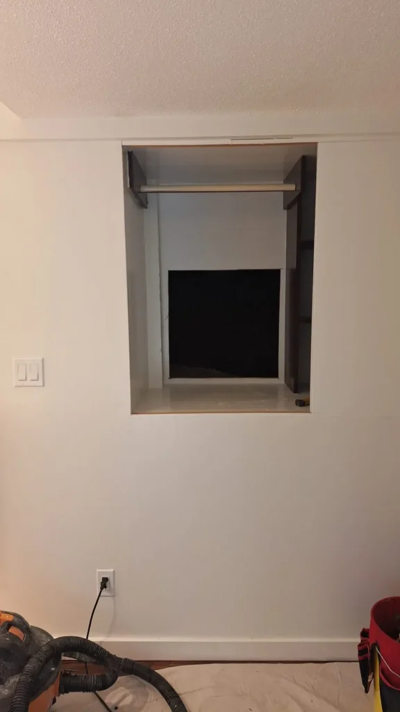 Trap door access installation (1)